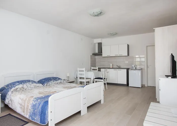 Appartement Vero-5 By Interhome