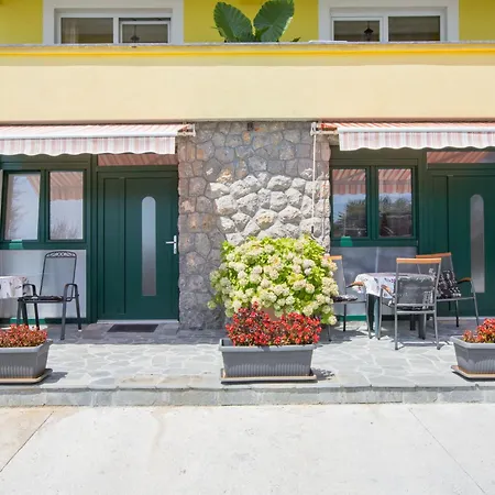 Vero-5 By Interhome Abbazia
